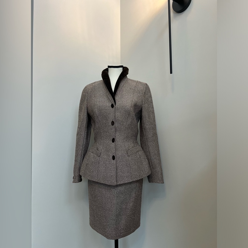 Vintage FW 1997 Thierry Mugler Pagoda Shoulders Skirt Suit FR Size 38